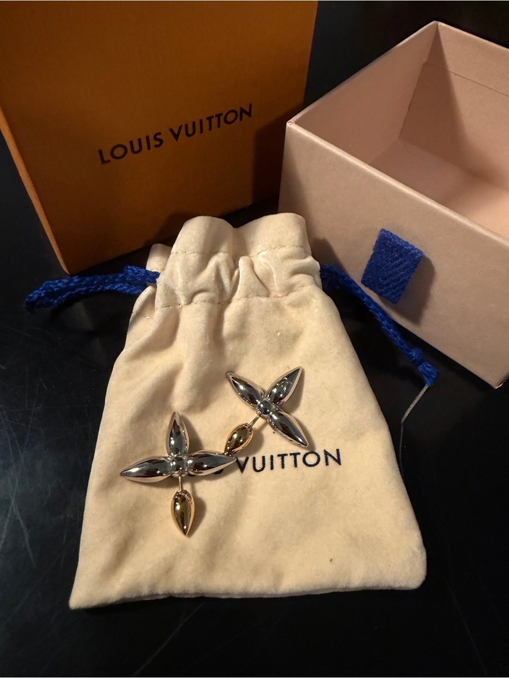 Louis Vuitton Two-Tone Flower Motif Earrings - Gold & Silver
